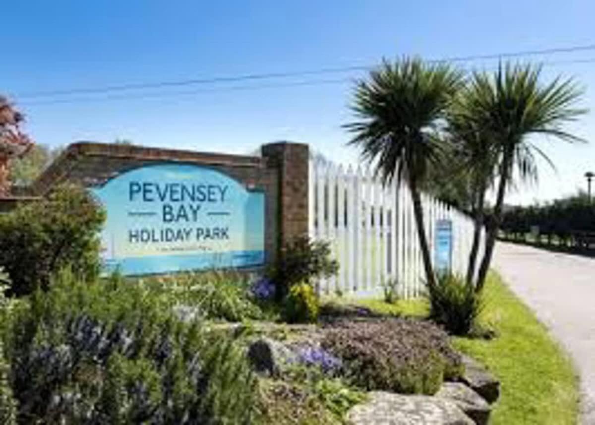 42 Woodland Walk Pevensey Bay Holiday Park Sleeps 6 Екстериор снимка