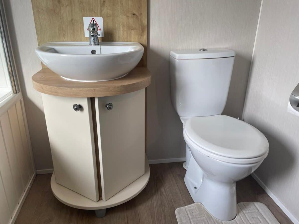 42 Woodland Walk Pevensey Bay Holiday Park Sleeps 6 Екстериор снимка
