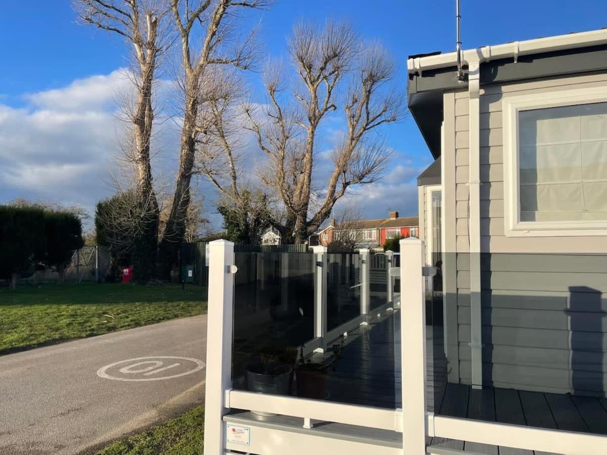 42 Woodland Walk Pevensey Bay Holiday Park Sleeps 6 Екстериор снимка