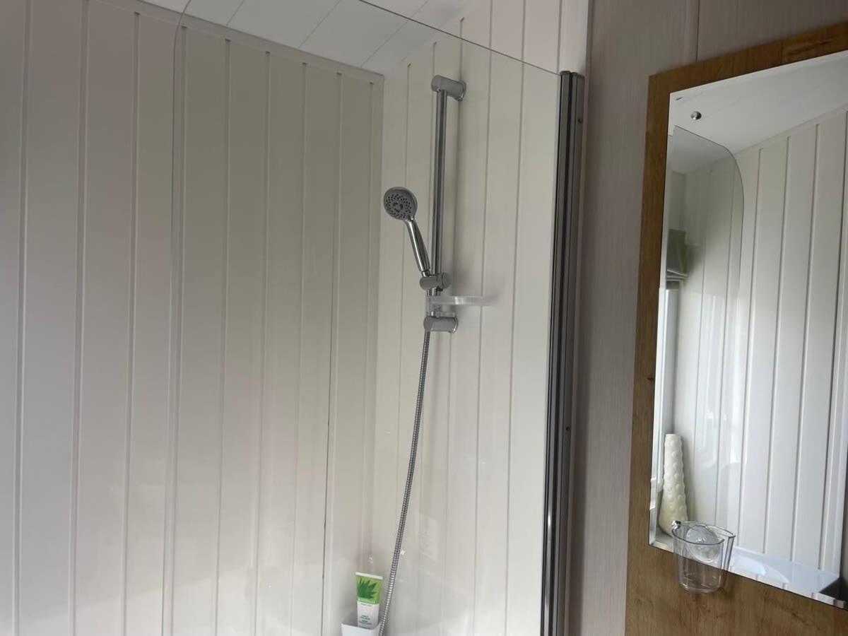42 Woodland Walk Pevensey Bay Holiday Park Sleeps 6 Екстериор снимка